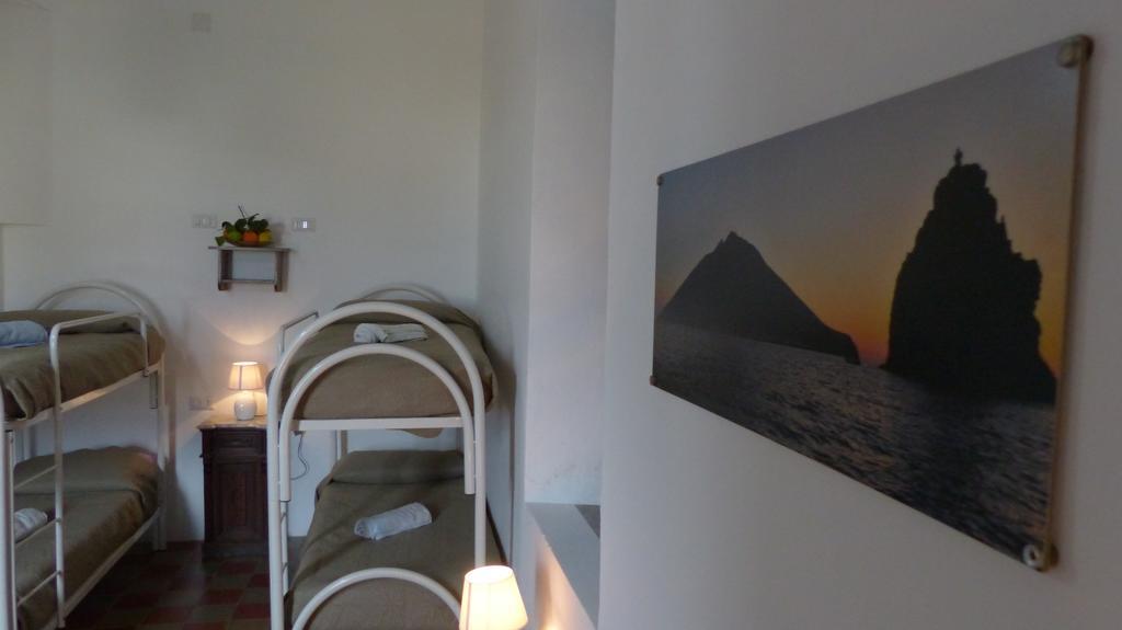 Il Vulcano A Piedi 스트롬볼리 외부 사진